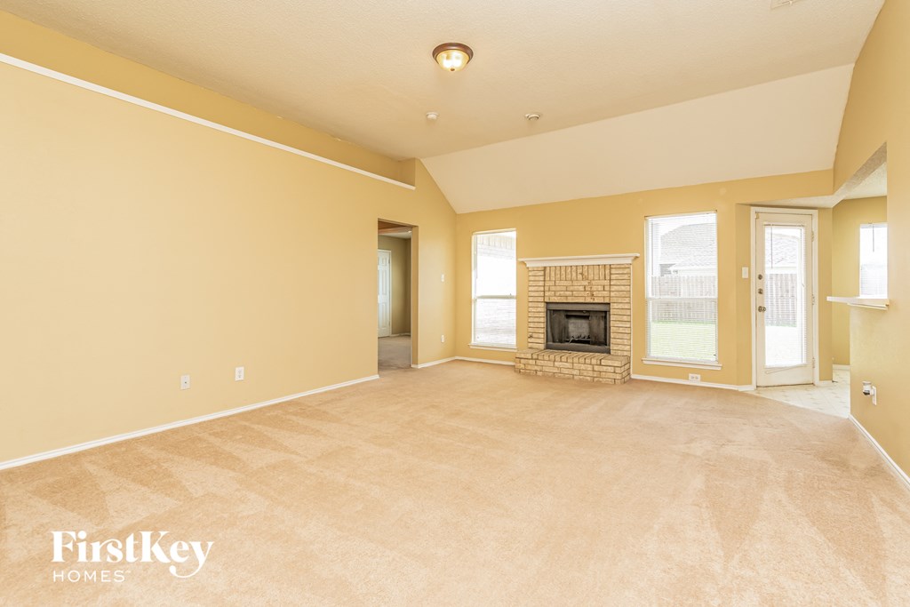 137 Sequoia Road 3 Beds House for Rent - Photo Gallery 6