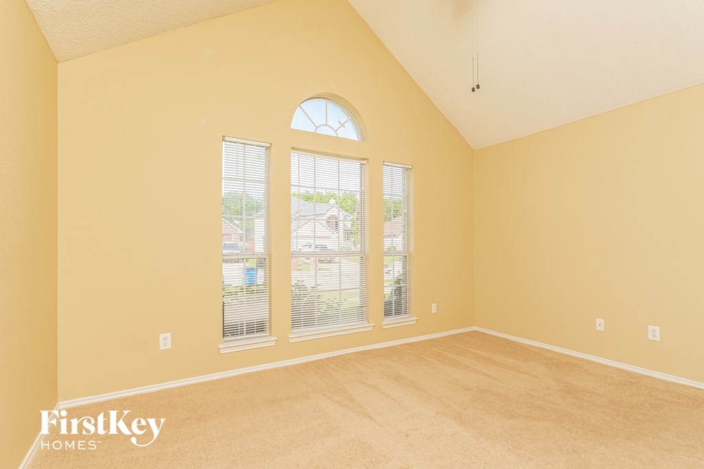 137 Sequoia Road 3 Beds House for Rent - Photo Gallery 8