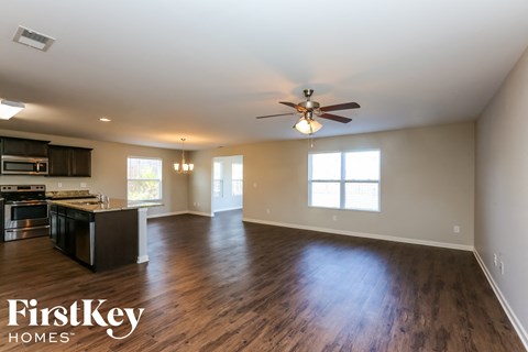 181 Ashby St 4 Beds Apartment for Rent