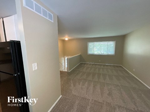 185 Pauline Dr 3 Beds Apartment for Rent