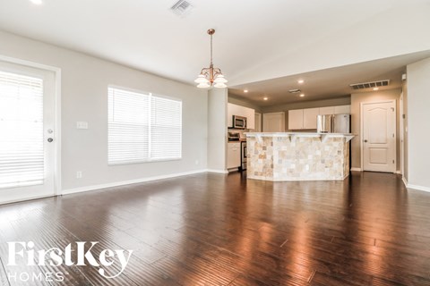 206 NE 16Th Terrace 3 Beds Apartment for Rent