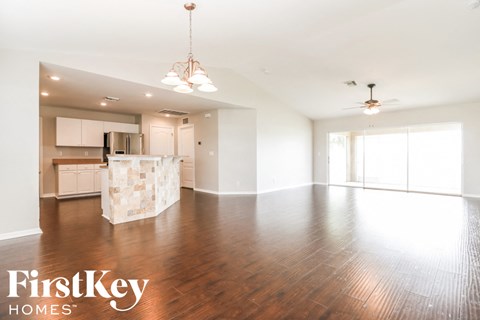 206 NE 16Th Terrace 3 Beds Apartment for Rent
