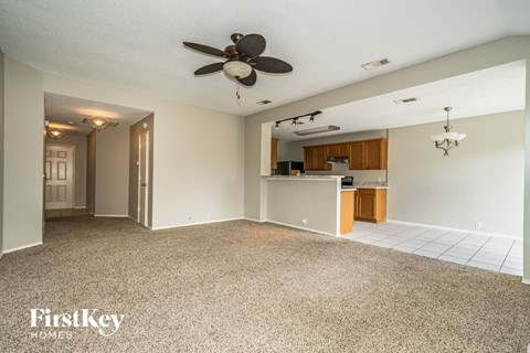 207 Prentice Dr 3 Beds Apartment for Rent