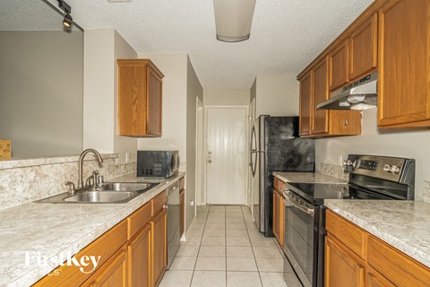 207 Prentice Dr 3 Beds Apartment for Rent