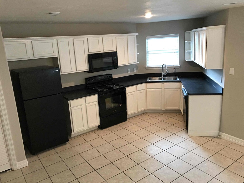 214 N. Native Lane 3 Beds House for Rent - Photo Gallery 4