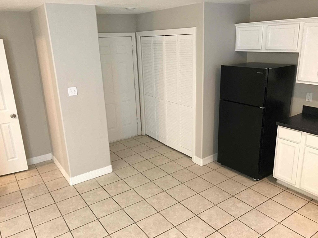 214 N. Native Lane 3 Beds House for Rent - Photo Gallery 5