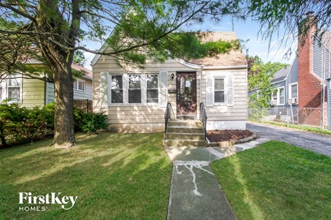 216 S Elmwood Ave 2 Beds Apartment for Rent