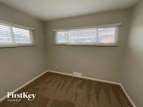 216 Miner St 3 Beds Apartment for Rent