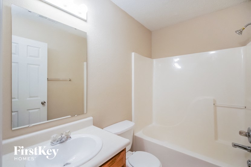 220 Woodstream Court 3 Beds House for Rent - Photo Gallery 13