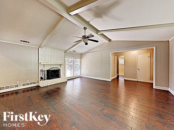 222 Joe White St 3 Beds House for Rent - Photo Gallery 3