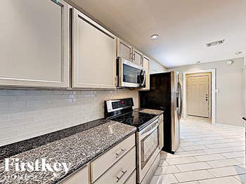 222 Joe White St 3 Beds House for Rent - Photo Gallery 4