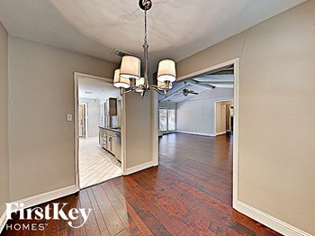 222 Joe White St 3 Beds House for Rent - Photo Gallery 6