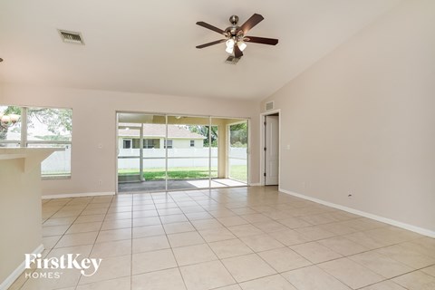 223 NE 30 Terrace 3 Beds Apartment for Rent
