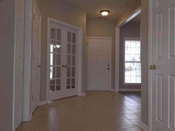 230 Mott Road 3 Beds House for Rent - Photo Gallery 5