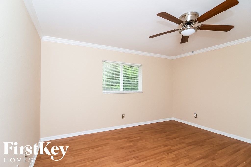 242 SW 34th Terrace 3 Beds House for Rent - Photo Gallery 8