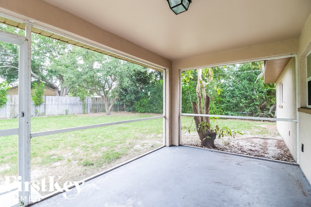 242 SW 34th Terrace 3 Beds House for Rent - Photo Gallery 13