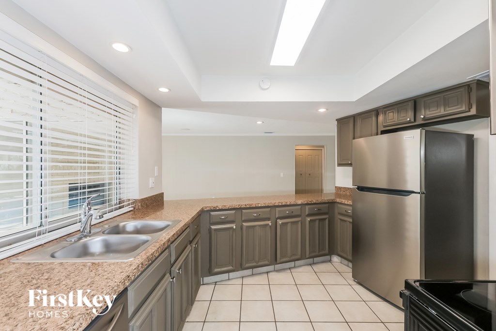 244 Birch Ln 4 Beds House for Rent - Photo Gallery 7