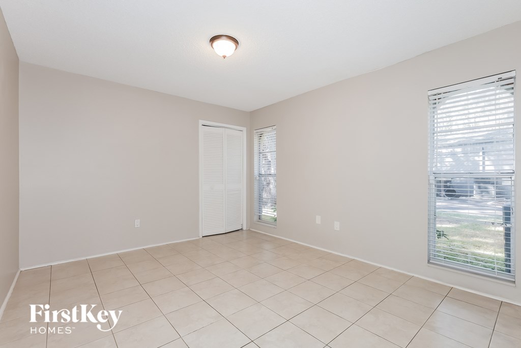 244 Birch Ln 4 Beds House for Rent - Photo Gallery 15