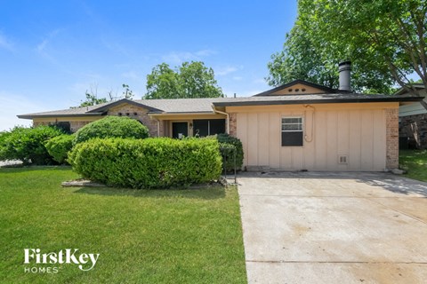 244 E Malone Avenue 3 Beds Apartment for Rent
