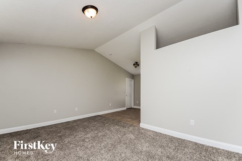 the living room and dining room are spacious and clean
