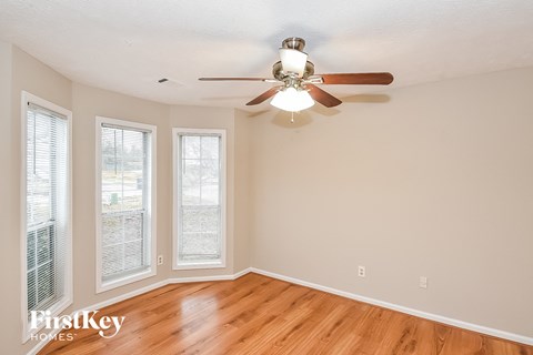 276 Due West Drive 3 Beds Apartment for Rent