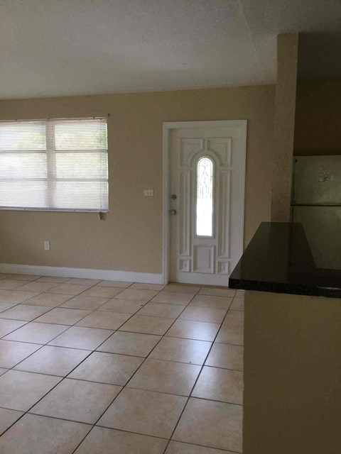 280 NE 164Th Ter 3 Beds Apartment for Rent