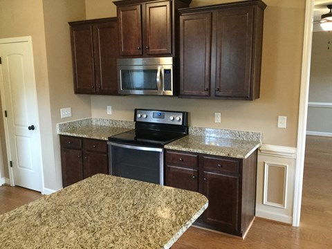 293 Majestic Oak Dr 4 Beds Apartment for Rent