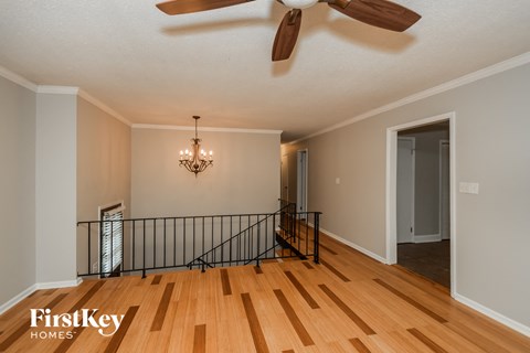 303 Coalmont Rd 4 Beds Apartment for Rent