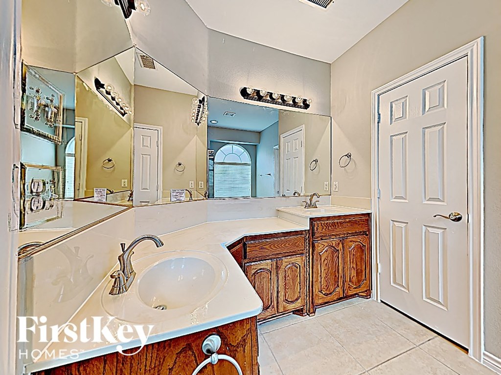 304 Wisteria Way 4 Beds House for Rent - Photo Gallery 11