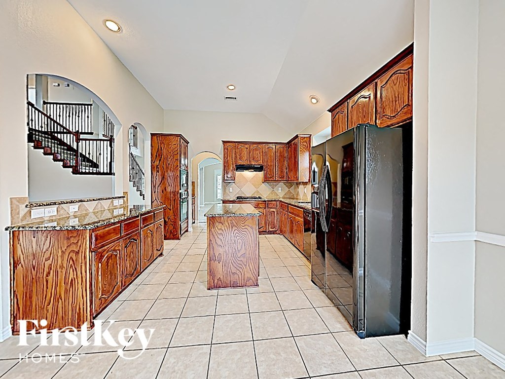 304 Wisteria Way 4 Beds House for Rent - Photo Gallery 5