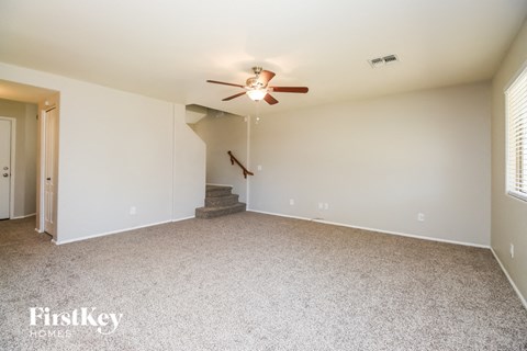 313 W Hereford Dr 4 Beds Apartment for Rent