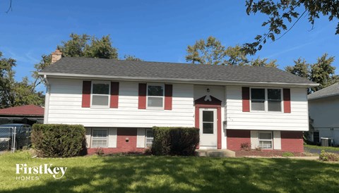 313 E Center St 4 Beds Apartment for Rent