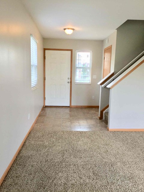 330 Heftner Circle 3 Beds Apartment for Rent