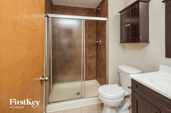 340 N Illinois Ave 3 Beds House for Rent - Photo Gallery 3