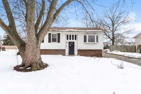 341 Hanover Dr 4 Beds Apartment for Rent