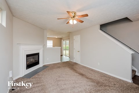 345 Lakeside Circle 3 Beds Apartment for Rent