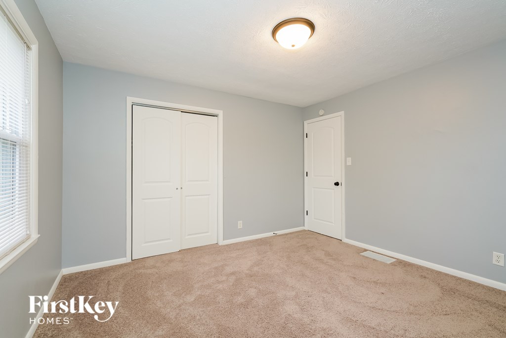 371 S Hendricks Dr 3 Beds House for Rent - Photo Gallery 12