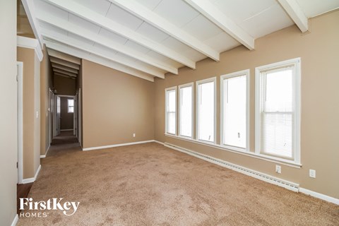 394 Sherman Ave 3 Beds Apartment for Rent