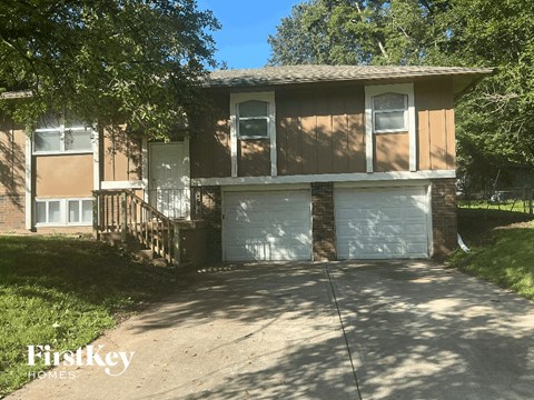 400 SW Keystone Ct 3 Beds Apartment for Rent