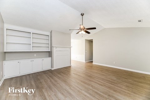417 York Street 3 Beds Apartment for Rent