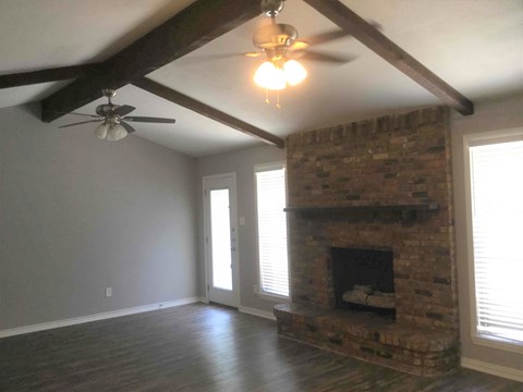 419 Buckingham Pl 3 Beds Apartment for Rent