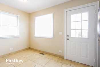 419 Clearview Ave 3 Beds House for Rent - Photo Gallery 4