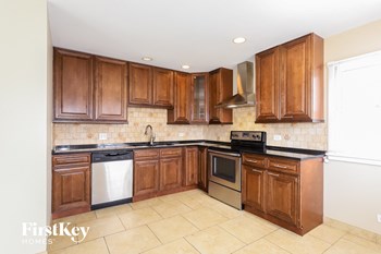 419 Clearview Ave 3 Beds House for Rent - Photo Gallery 6