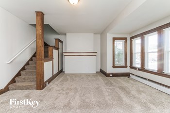 423 Jackson St 3 Beds House for Rent - Photo Gallery 3