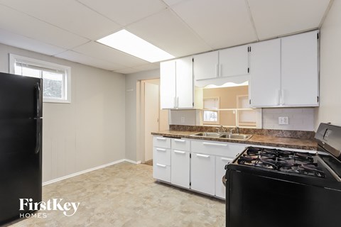 425 Judson St 1 Apartment for Rent