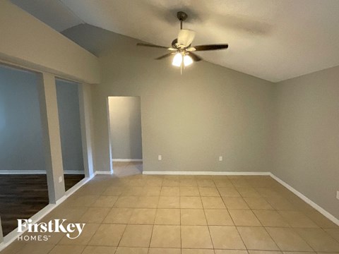428 Corona Del Mar St 3 Beds Apartment for Rent