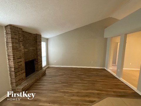 428 Corona Del Mar St 3 Beds Apartment for Rent
