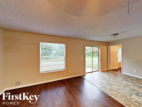 435 Clay Street 4 Beds Apartment for Rent