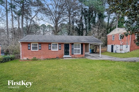 443 Fairlock Ln NW 3 Beds Apartment for Rent