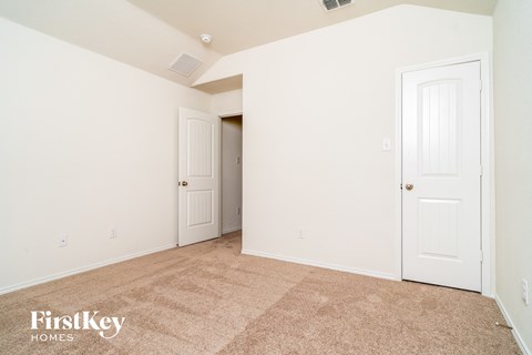 446 Stuart Lane 5 Beds House for Rent - Photo Gallery 12